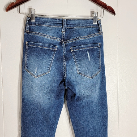 4/$20 Celebratity Pink Button-fly Stretch Distressed Skinny Jeans Size 25 - Picture 3 of 6